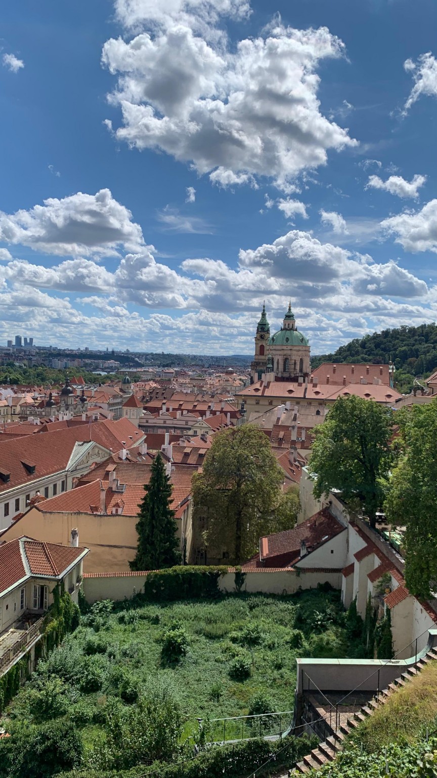 Vzduch a pohyb · Praha · architektura a světlo